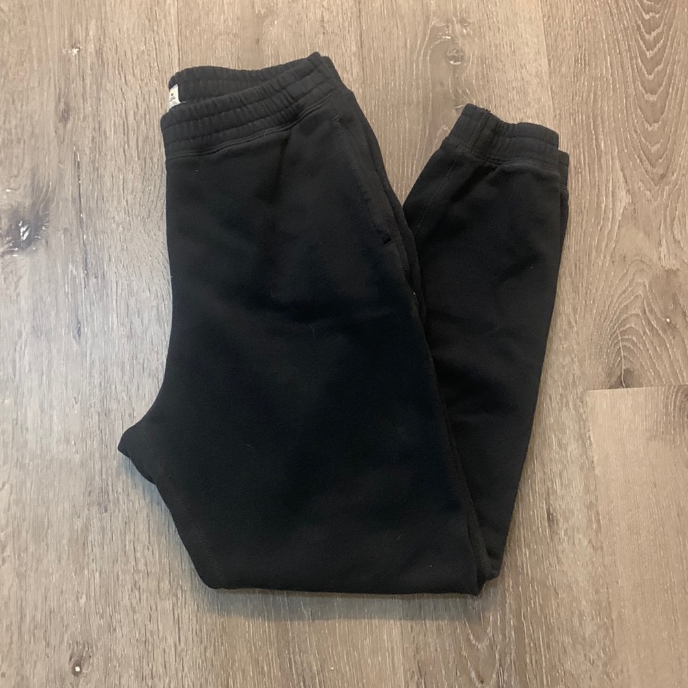 Women’s Black Abercrombie SoftAF Sweatpants
